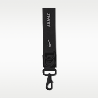 NikeSKIMS Women's Keychain. Nike.com